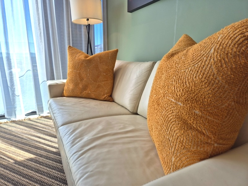 32 Napier Street, Apt.401 - Living area