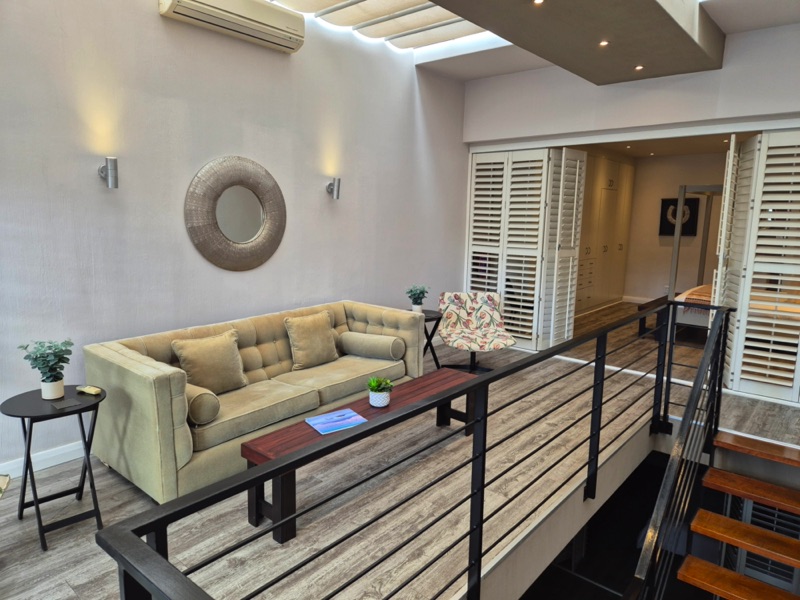 139 Waterkant Street - 1st floor lounge & stairs