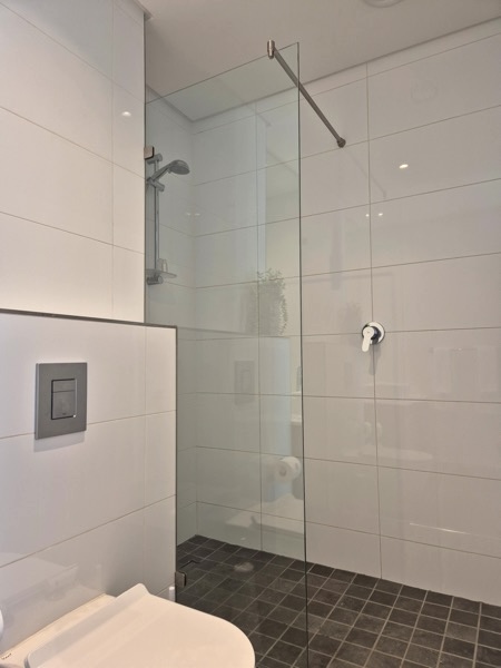 32 Napier Street, Apt.401 - Bedroom 2 en-suite