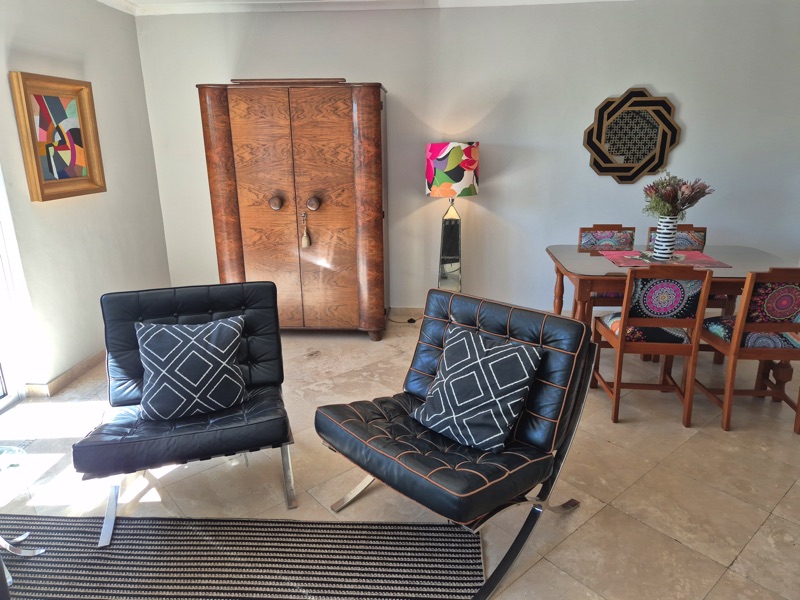 207 De Waterkant Piazza - living & dining area