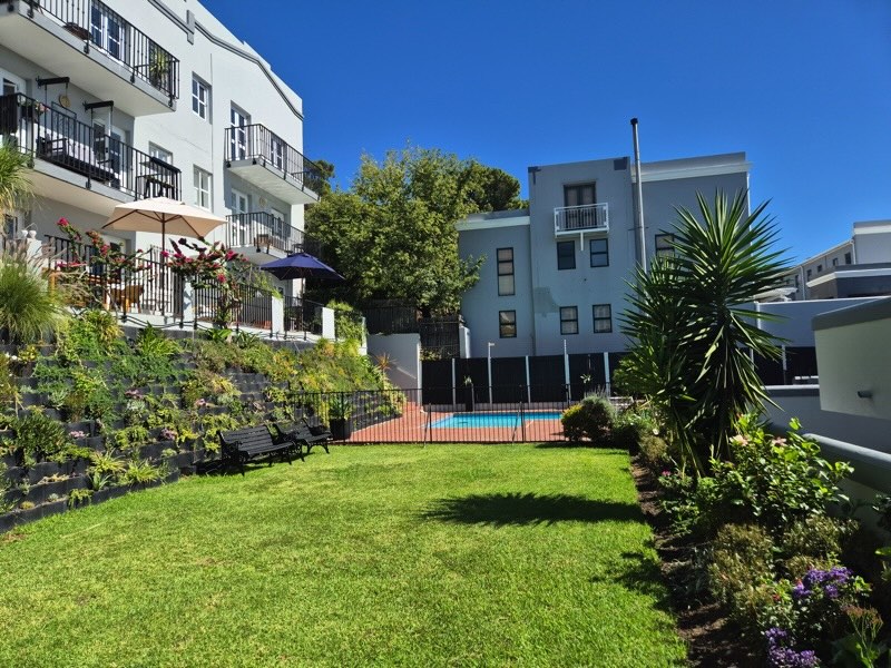 207 De Waterkant Piazza - communal garden & pool