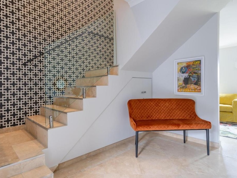 207 De Waterkant Piazza - stairs to 2nd level