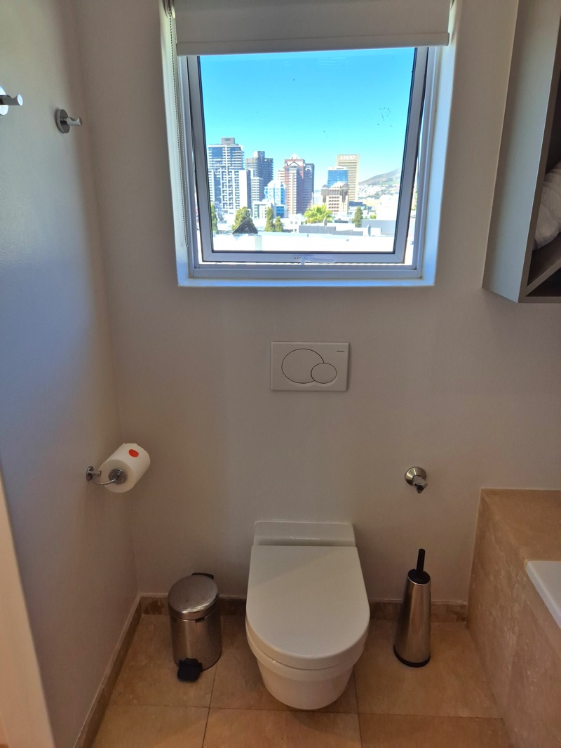 207 De Waterkant Piazza - bedroom 1 en-suite window city view