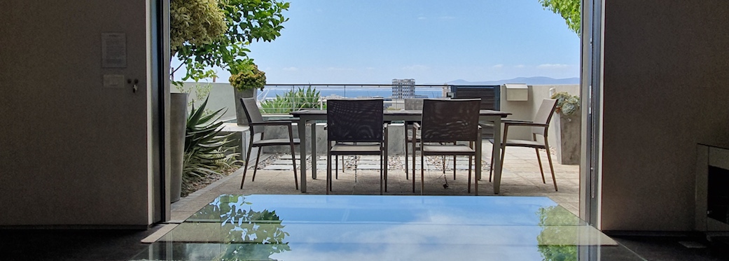 2 Bayview Terrace - living room view of pool