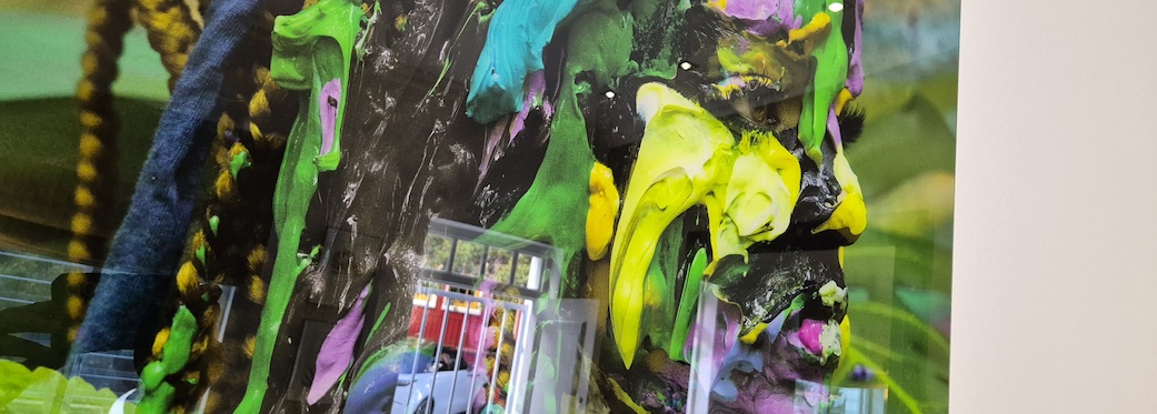 98 Waterkant Street - living room artwork