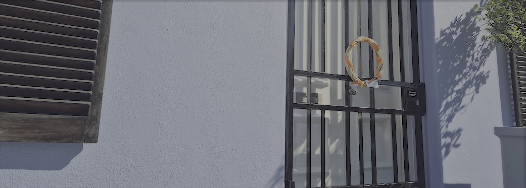 De Waterkant Cottages & Apartments - Festive Doors