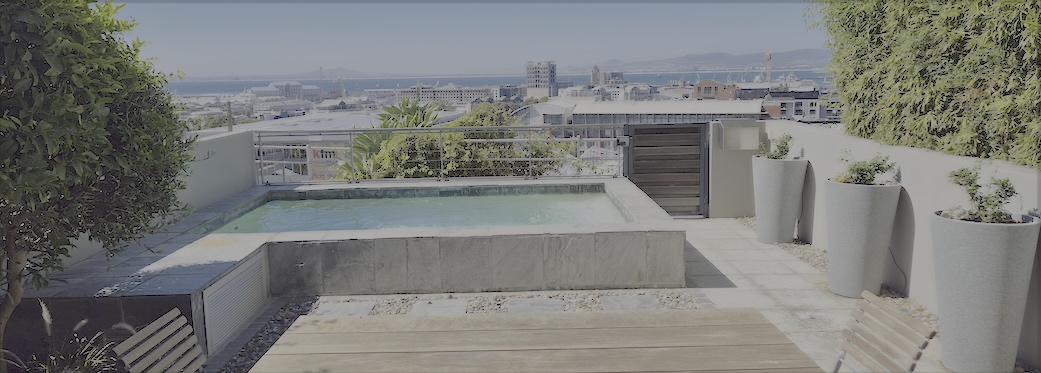 2 Bayview Terrace - plunge pool & view