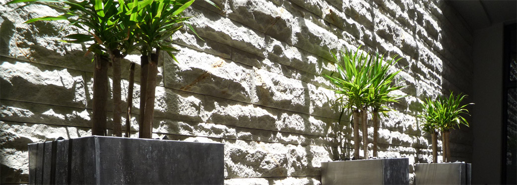 7 Bayview Terrace - kitchen court yard