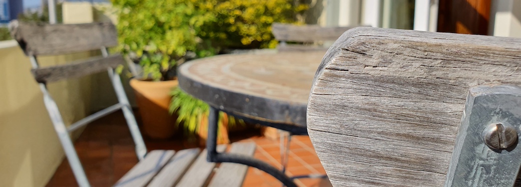 70 Loader Street - terrace seating