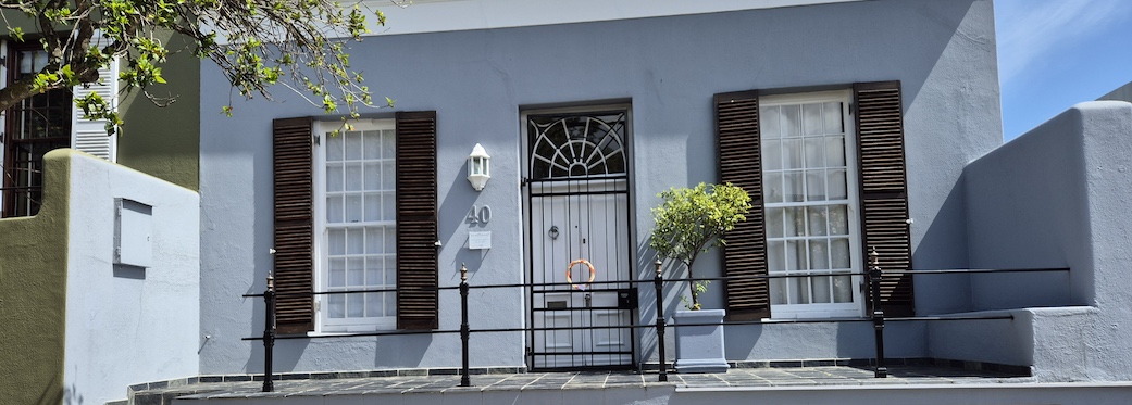 De Waterkant Cottages & Apartments - Festive Doors